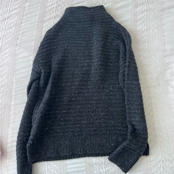 Madewell Sweater - Picture 3 of 3